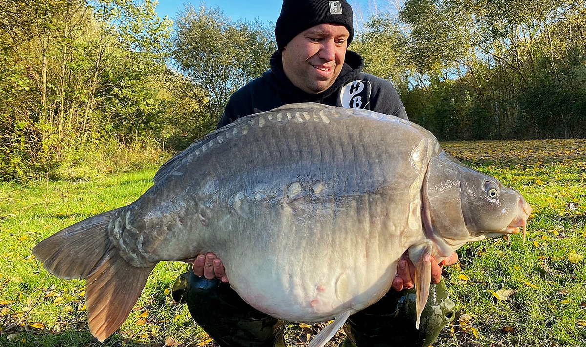 Karper Lac De Lepinet Betaalwater Karpervissen Frankrijk 1