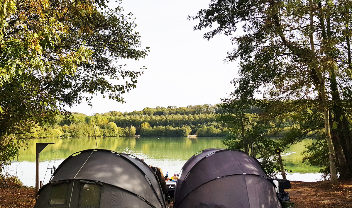 Sfeer Lac De Lepinet Betaalwater Karpervissen Frankrijk 16