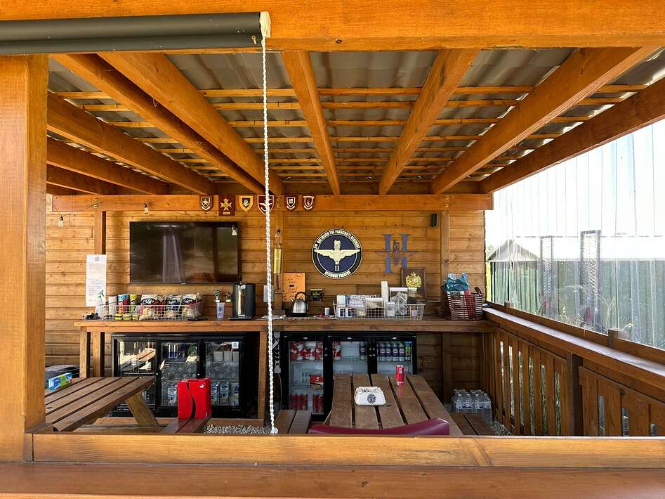 Pegasus Lakes Carpfishing Holiday France Pegasus France Bar