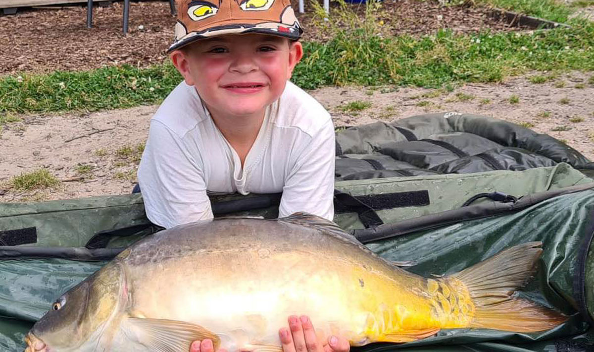 Karper Little Carpvalley Karpervissen Visvakantie Little Karpervissen Betaalwater